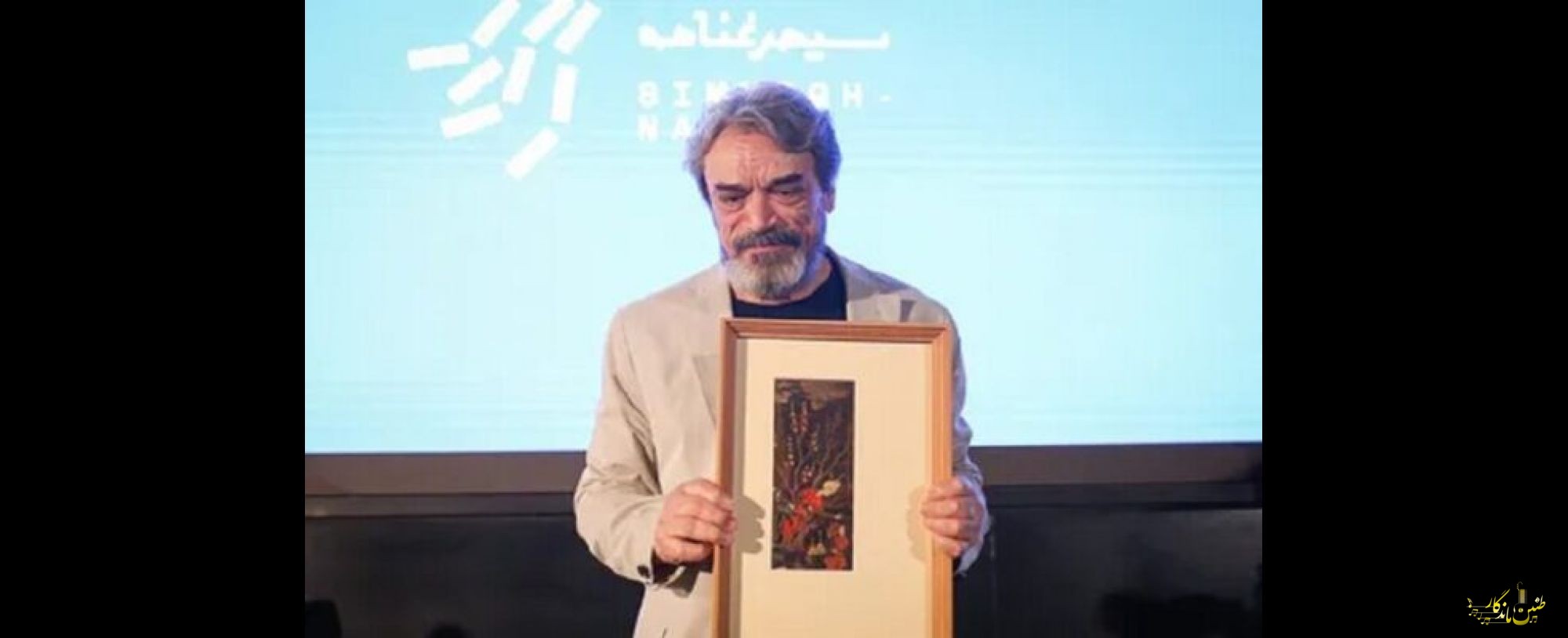 انتقاد تند حسین علیزاده؛ هنر مجاز و دستوری از درون تهی می‌شود
